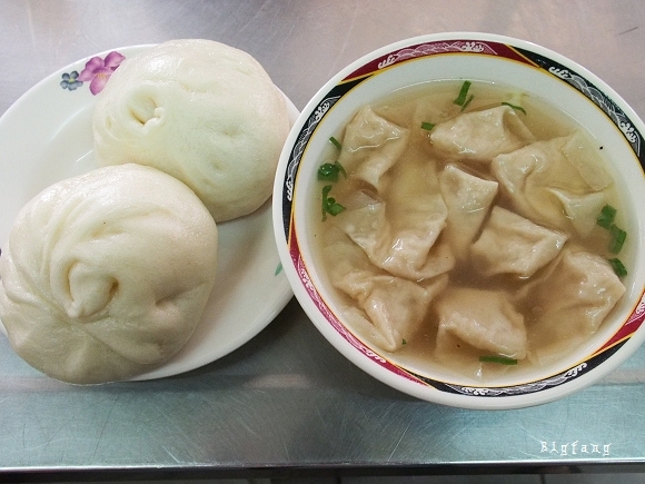 ＊週三來吃喝：美味的肉包、餛飩湯，完全滿足你的胃