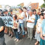 抗議，保護導演在乎的人事物