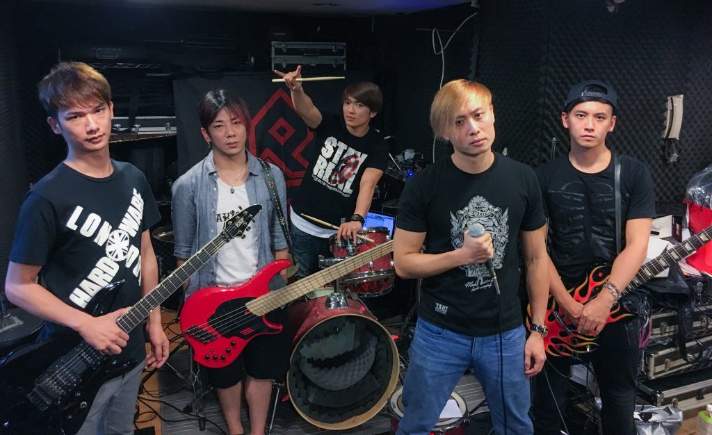 期待赤世代的演出～～