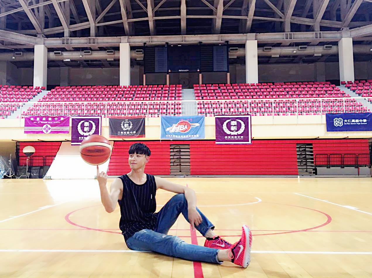 圖摘自/SpeXial-晨翔Simon臉書